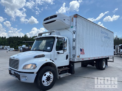 2017 Freightliner M2 106 4x2 バントラック