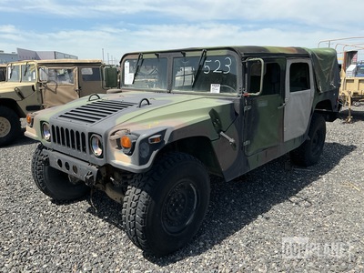 1986 AM General M1097R1 HMMWV 4 Door Soft Top w/Truck Body