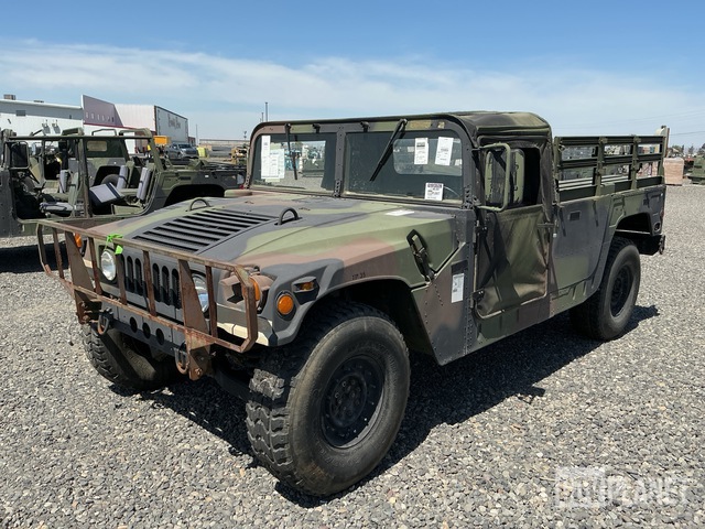 1986 AM General M1097R1 HMMWV 2 Door Soft Top w/Truck Body