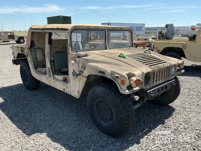 2008 AM General M1097R1 HMMWV 4 Door Soft Top w/Truck Body