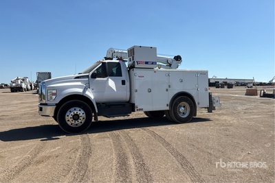2022 Ford F-750 XLT 4x2 Servicewagen
