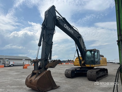 2021 John Deere 350GLC Tracked Excavator