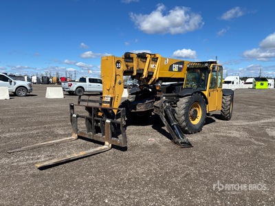 2011 Cat TL1055 Telehandler