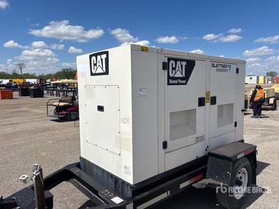 2007 Cat XQ30-6 30 kW Mobile Generador    (Inoperable)