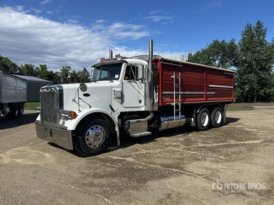 2003 Peterbilt 378 6x4 Camión de granos