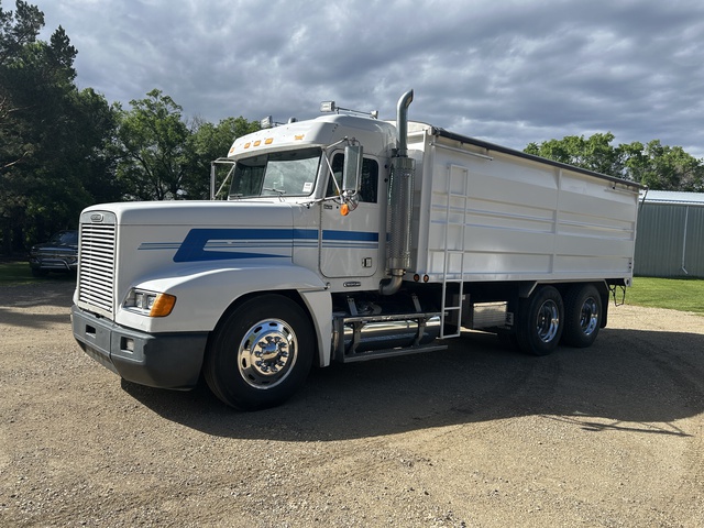 2000 Freightliner FLD120 6x4 Grain Truck