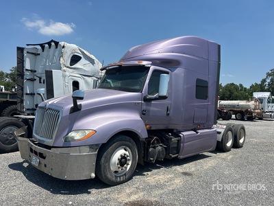 2018 International LT625 6x4 T/A Sleeper Truck Tractor