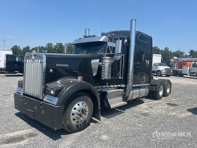2006 Kenworth W900 6x4 T/A Sleeper Truck Tractor