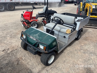 2010 Club Car Turf 2 Utility Cart