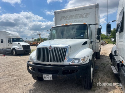 2019 International 4300 4x2 Van Truck