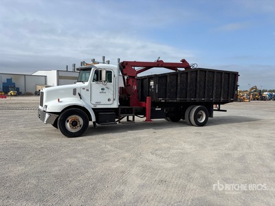 7100 lb Knuckle Boom on 2002 Peterbilt 330 4x2 Grapple Truck