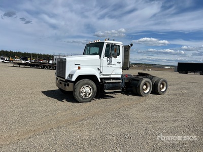 Freightliner 6x4 T/A Day Cab Truck Tractor