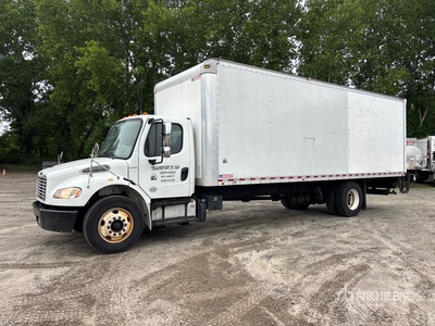 2018 Freightliner M2 106 4x2 Camion fourgon