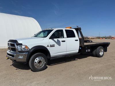 2015 Ram 5500 4x4 Crew Cab 平台トラック