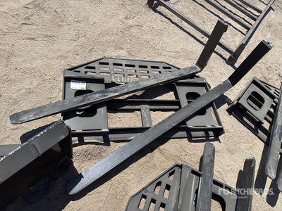 2026 GIYI GY-DHC 60 in Skid Steer Forks - Fits GIYI DHC (Unused)
