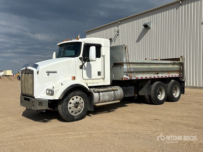 2001 Kenworth T800 6x4 Camion à benne tandem
