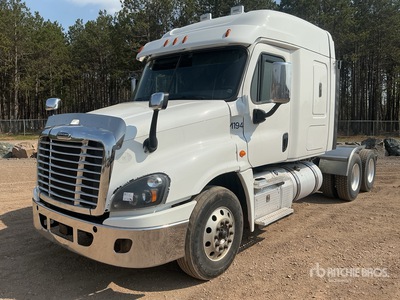 2019 Freightliner Cascadia 125 6x4 T/A Slaapcabine Trekker