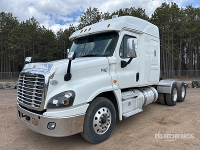 2019 Freightliner Cascadia 125 6x4 T/A Sleeper Truck Tractor
