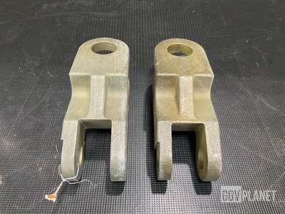 (2) Oshkosh 3406263 Machining Adapters