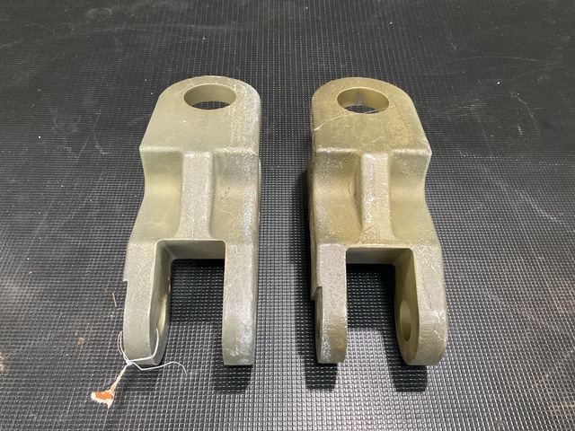 (2) Oshkosh 3406263 Machining Adapters (2) Oshkosh 3406263 Machining Adapters