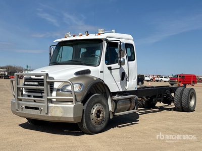 2016 Freightliner M2 106 4x2 Extended Cab Cab and Chassis