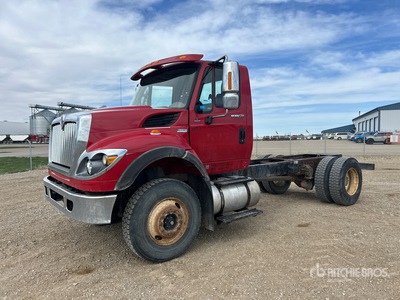 2011 International 7400 WorkStar 4x2 Cab and Chassis