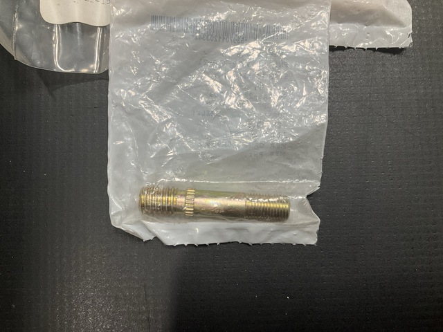 (35) Boeing MS51989-107-21 Locked In Studs