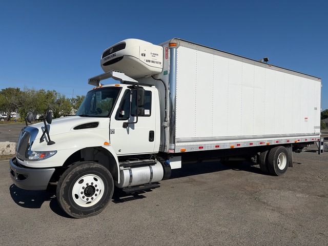 2019 International 4300 4x2 Refrigerated Truck