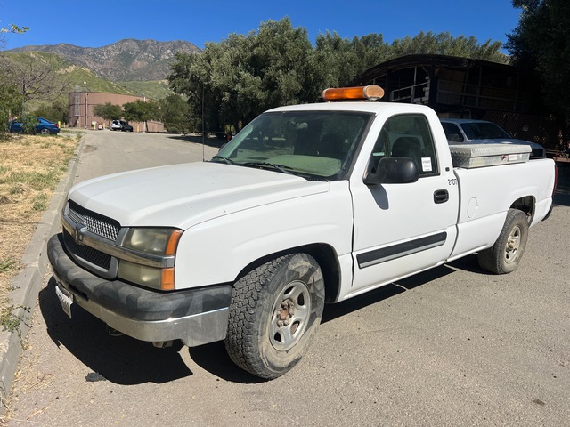 2004 Chevrolet 1500 4x2 Pickup 2004 Chevrolet 1500 4x2 Pickup