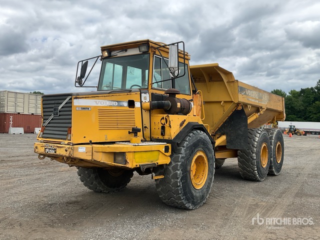 2000 Volvo A25C Articulated Dump Truck