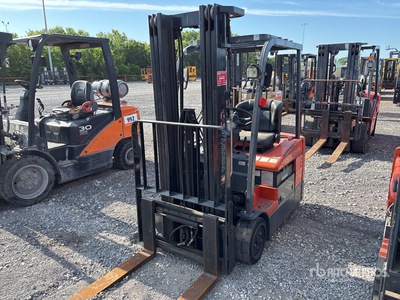Toyota 7FBEHU18 2900 lb Electric Forklift