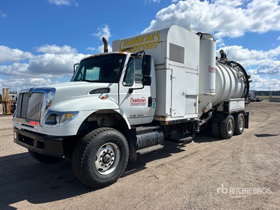 2003 Guzzler on 2004 International 7600 6x4 Camion pelleteuse sous vide