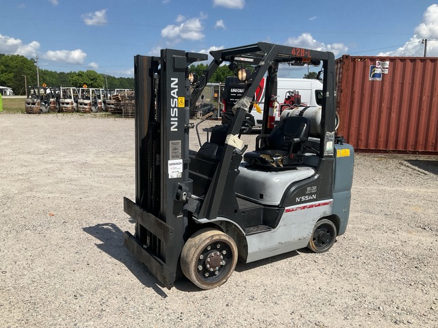 2013 Nissan CFS65LP 5150 lb Cushion Tire Forklift