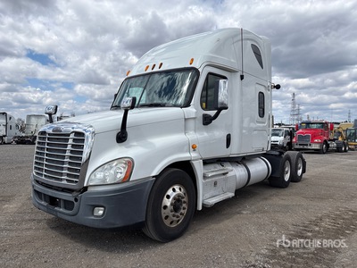2013 Freightliner Cascadia 125 6x4 T/A Sleeper Truck Tractor