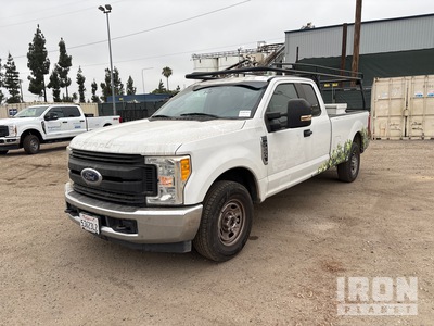 2017 Ford F-250 XL 4x2 Extended Cab Pickup