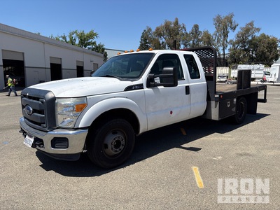 2015 Ford F-350 Flatbed Truck