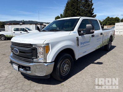 2017 Ford F-250 XL 4x2 Crew Cab Pick Up