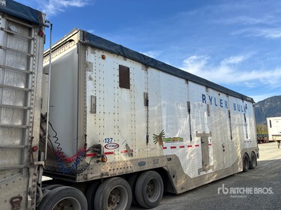1996 Ty-Crop 40 ft x 102 in T/A Super B-Train Pup Drop Frame Open-Top Chip Trailer