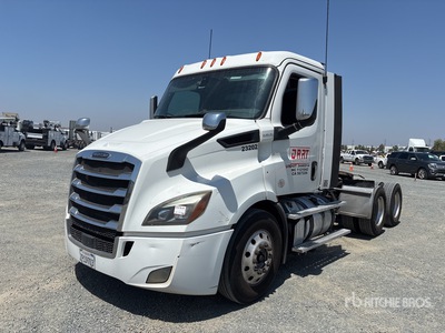 2019 Freightliner Cascadia 116 6x4 T/A Day Cab Truck Tractor