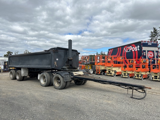 1996 Steelbro 6.8 m Quad Dog Tipping Trailer