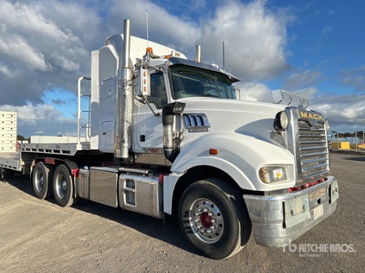2015 Mack CLXT Super-Liner 6x4 T/A Sleeper Truck Tractor
