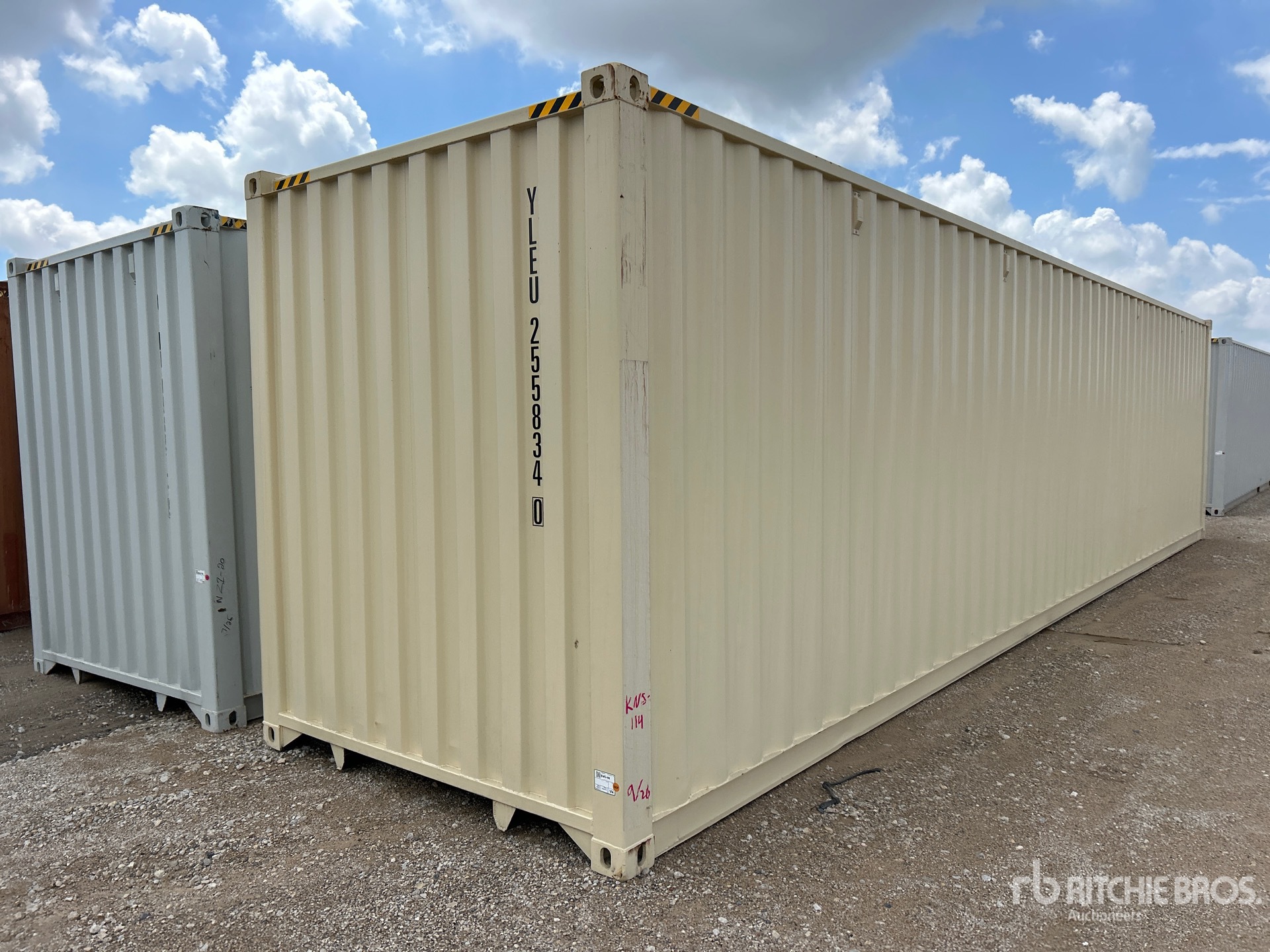 2026 40 ft High Cube Multi-Door Storage Container