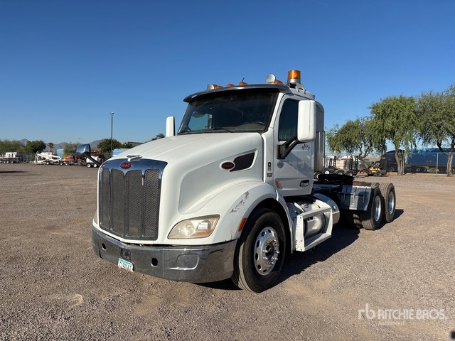 2017 Peterbilt 579 6x4 T/A Day Cab Truck Tractor