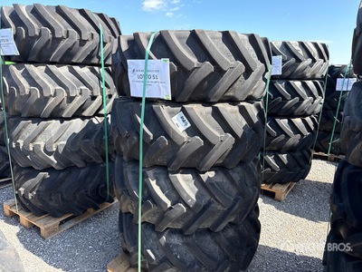 Mitas 405/70-24 14PR MPT-01 Qty of 4 إطارات المعدات