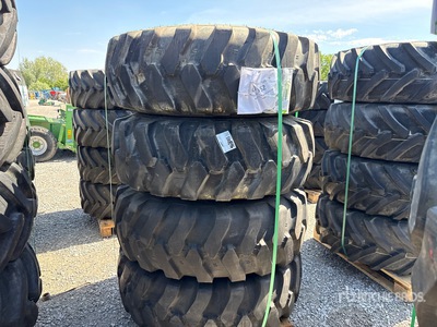 Mitas-Mefro 17.5-25"22PR EM20 Qty of 4 إطارات المعدات