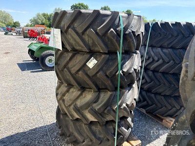 Mitas 405/70-20 14PR MPT-01 Qty of 4 إطارات المعدات