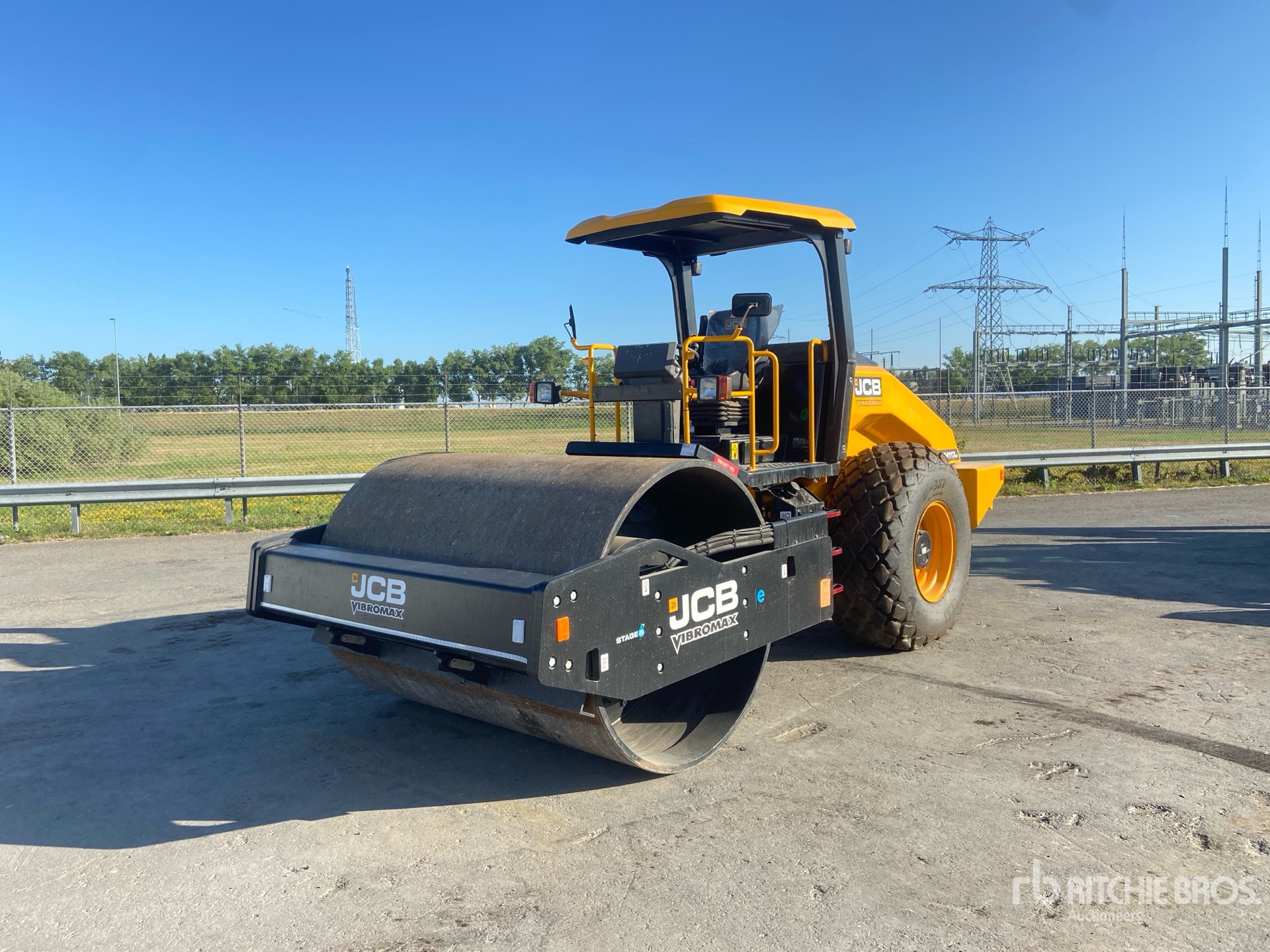 2026 JCB VM117DD Smooth Drum Compactor (Unused)