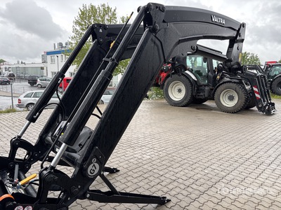 2024 Valtra G7M Front Loader Attachment (Unused)