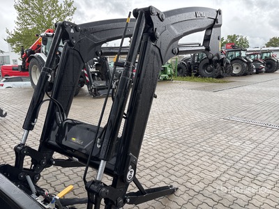 Valtra Q4M Front Loader Attachment (Unused)