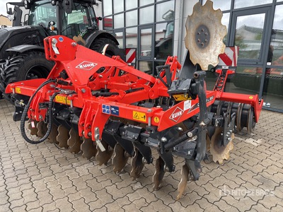 Kuhn Optimer L300 3 m Cultivator